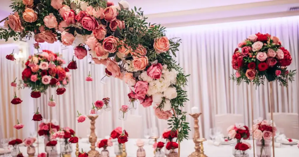 wedding flowers and decor red roses