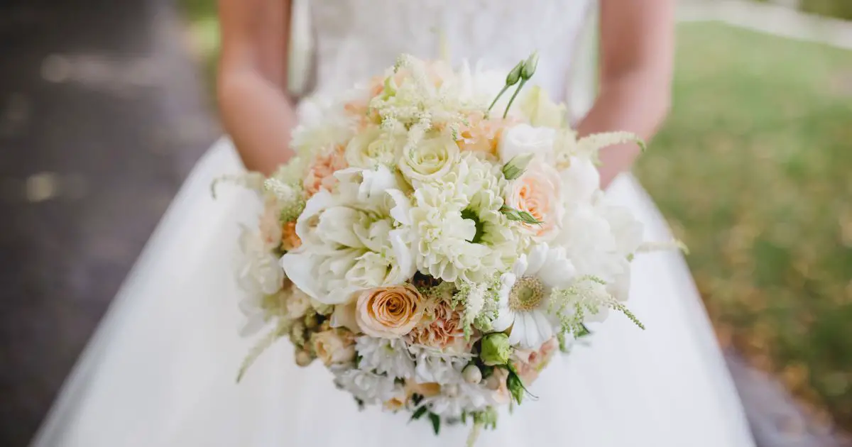 Wedding Flowers for Filipino Brides: A Guide to Local and Imported Varieties