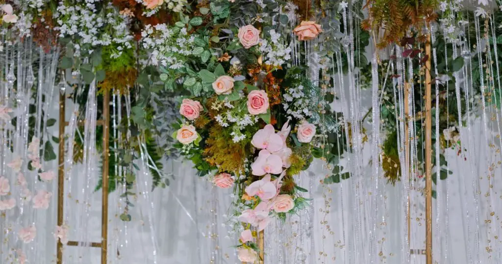 wedding backdrop roses