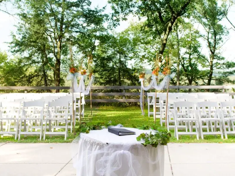 Outdoor wedding venue - nature