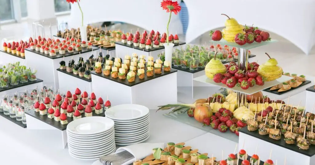 wedding catering desserts