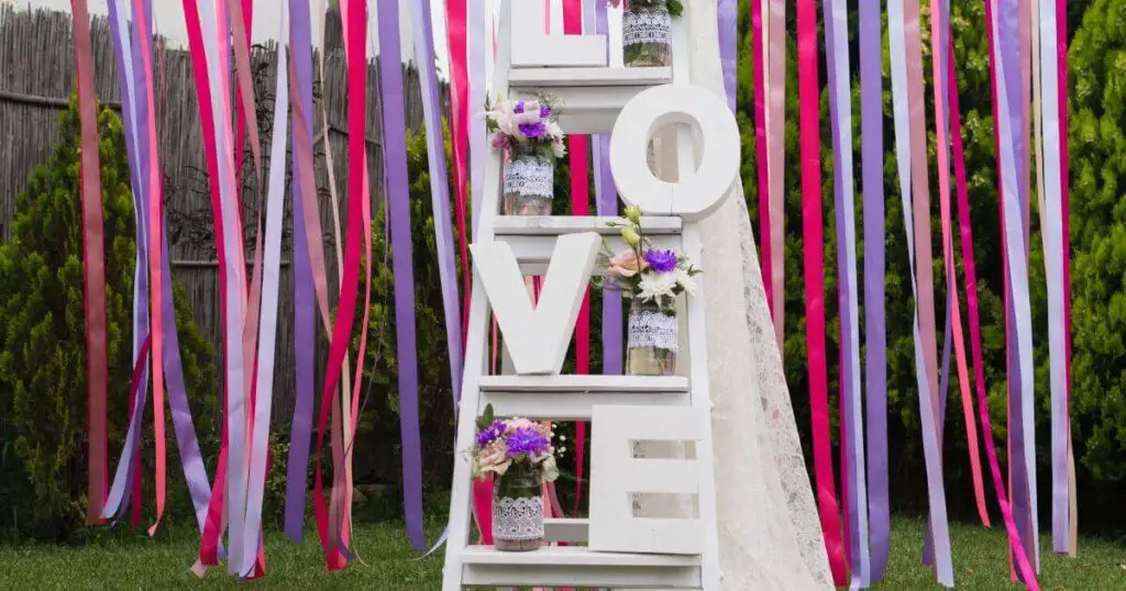 DIY wedding decor LOVE letters