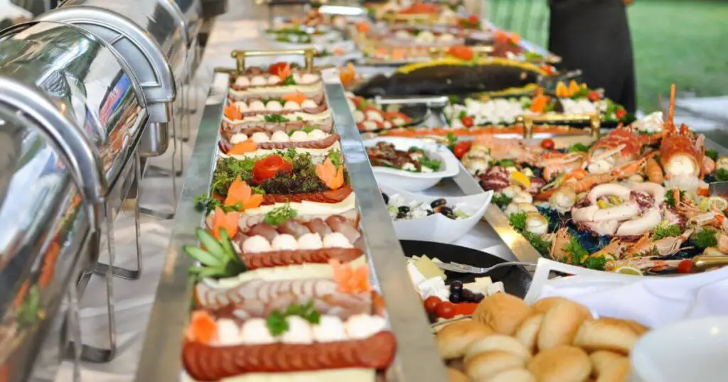 wedding catering appetizers food trend